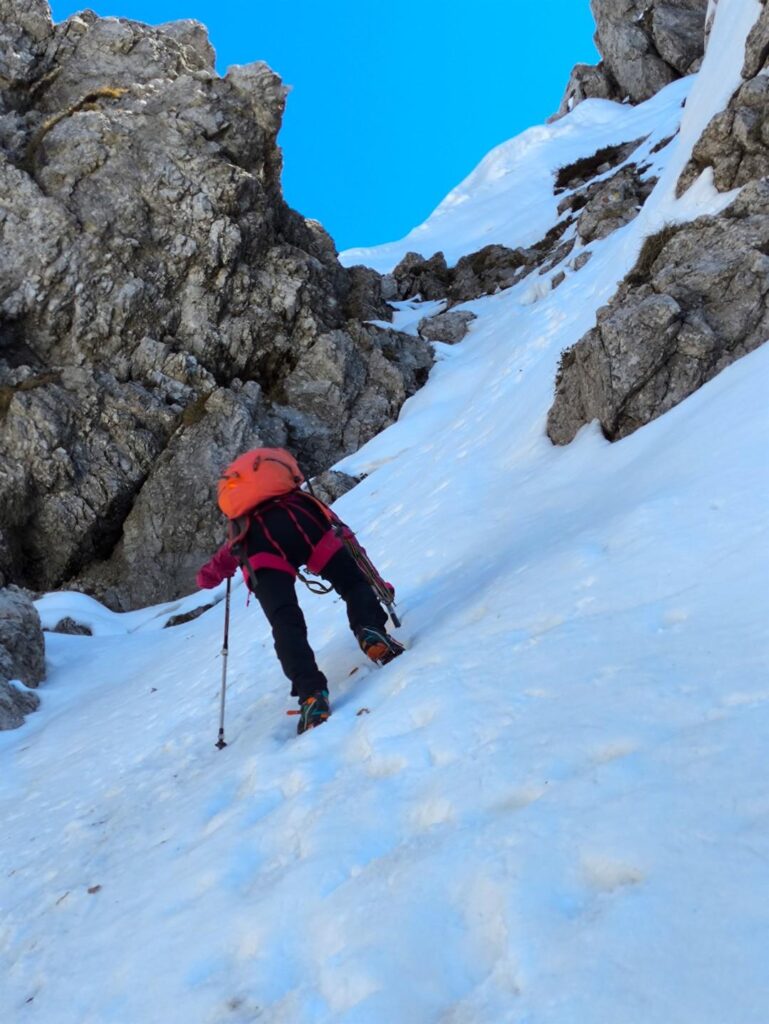 Optiamo per l'uscita di destra che sembra più divertente e ingaggiante Optiamo per l'uscita di destra che sembra più divertente e ingaggiante