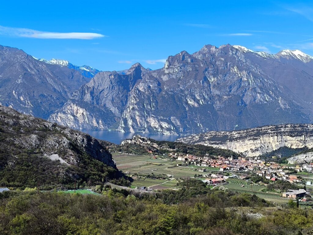 bellissima vista sul Lago di Garda bellissima vista sul Lago di Garda