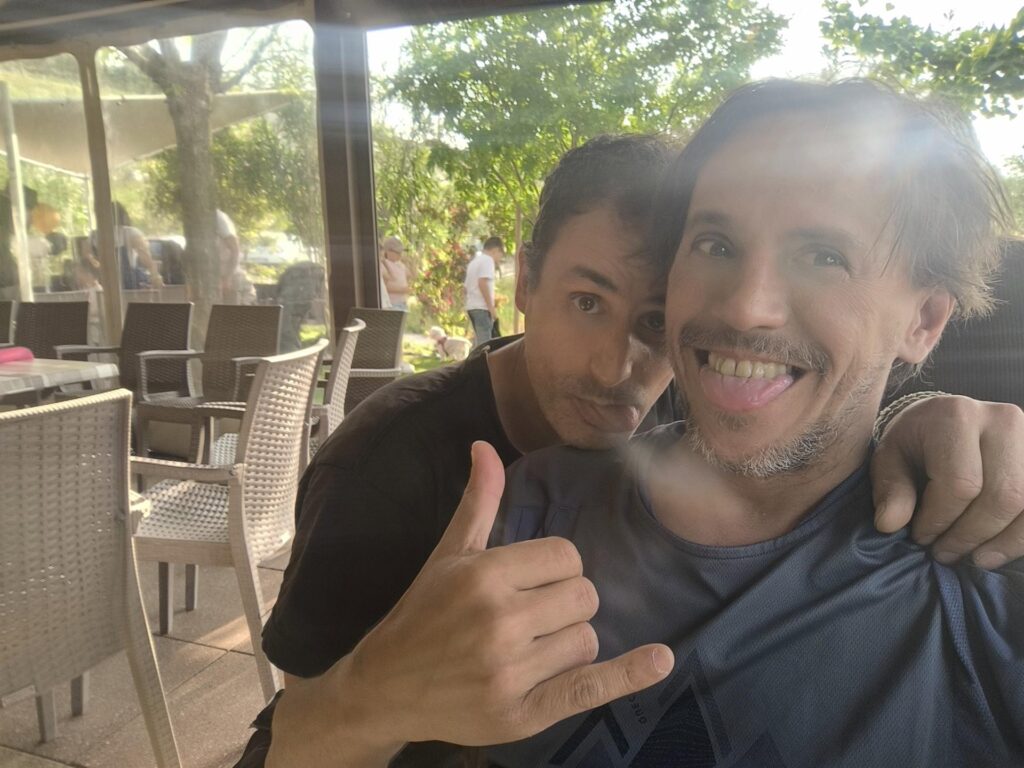 Gab e Cicio fanno i scemi al Bicigrill