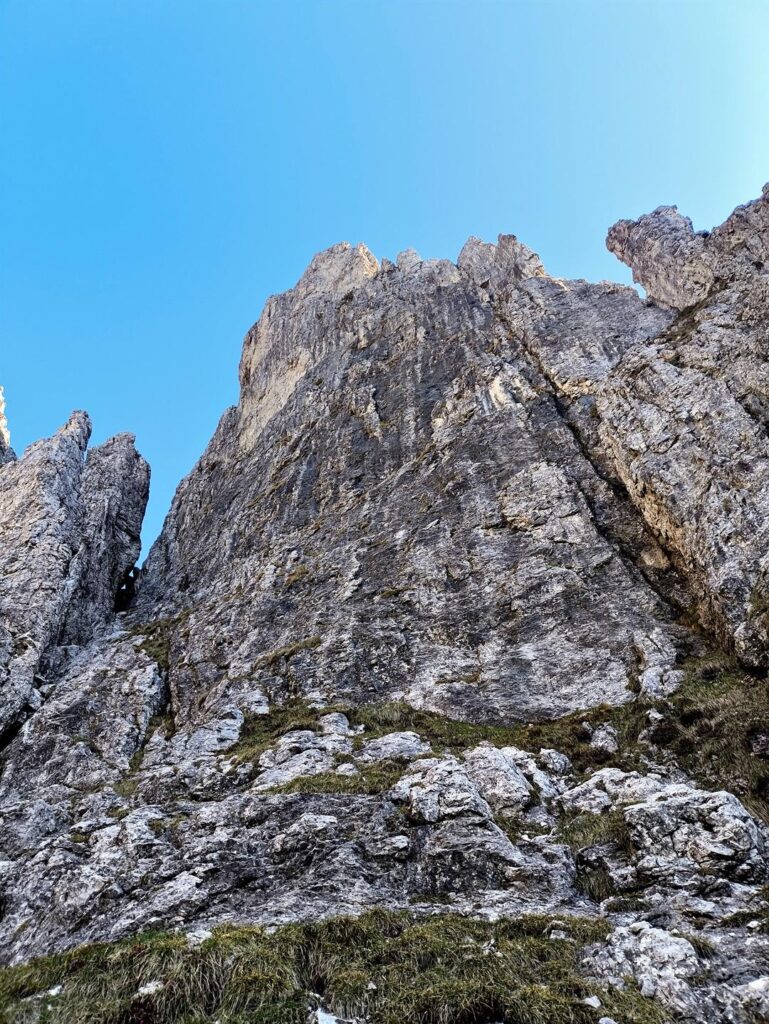 Ed eccola qui! La Cassin parte pi&ugrave; o meno al centro orizzontale della foto