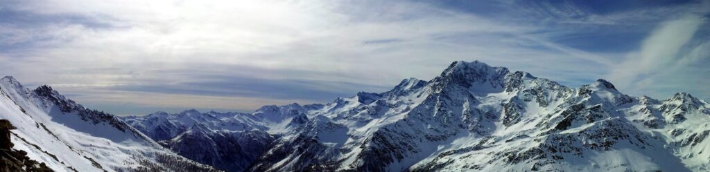 Panoramica del Fletschhorn con il sole velato