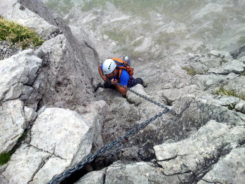 penultimo muro!! Andre ci mette le ultime forze e grazie alla propulsione a bestemmie riesce a superare anche questo ostacolo