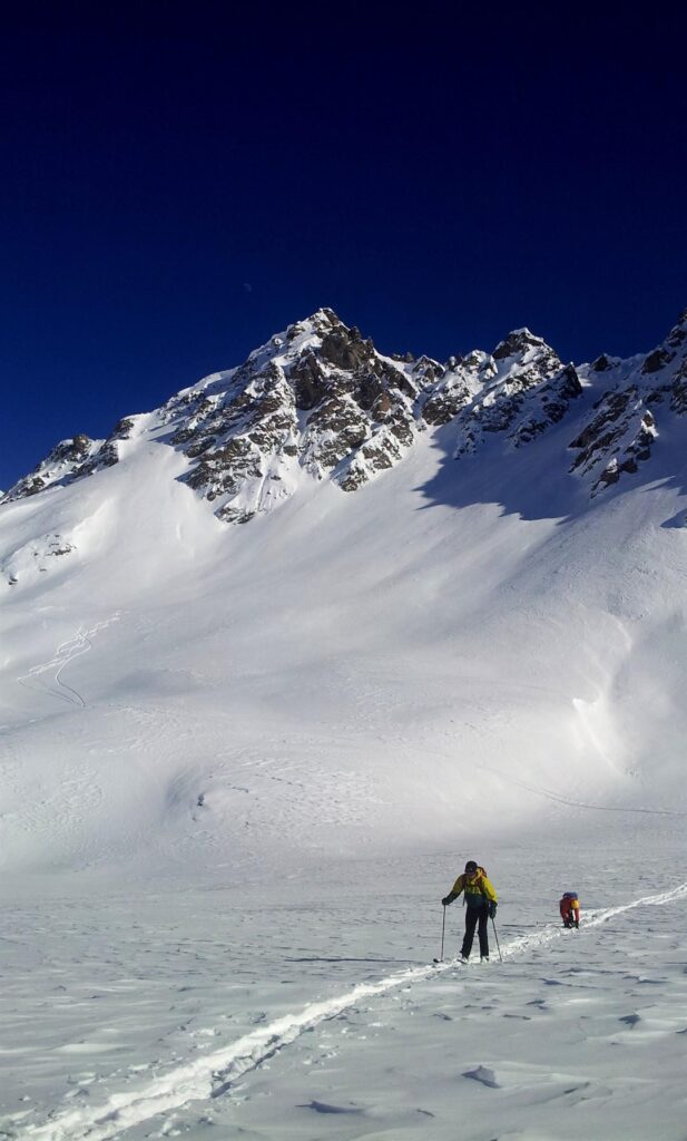 Bellissima neve e bellissimi pendii nella parte alta, ma purtroppo.....ora ci aspetta l'attraversamento del pianone.