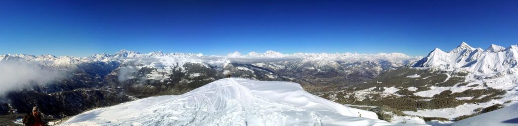 Panorama a 180&deg; dalla vetta in direzione della val d'Aosta e della cresta da cui sono salito