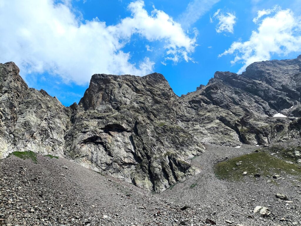 il Corno Stella con la sua sagoma inconfondibile il Corno Stella con la sua sagoma inconfondibile