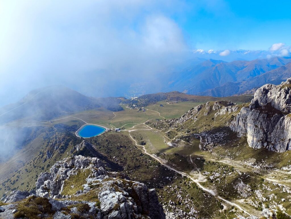 immancabile vista verso i Piani di Bobbio dalla cima del Pesciola