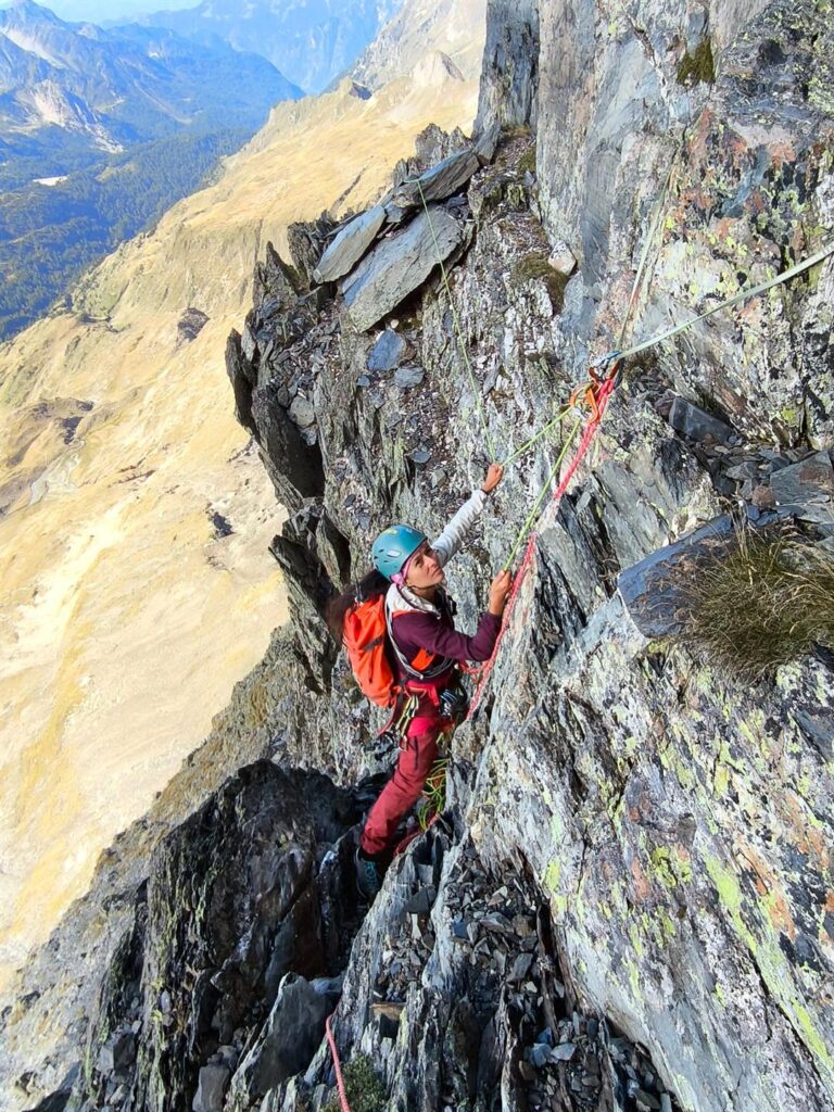 il camino è l'unico che abbiamo fatto "a tiro", facendoci vicendevolmente sicura il camino è l'unico che abbiamo fatto "a tiro", facendoci vicendevolmente sicura